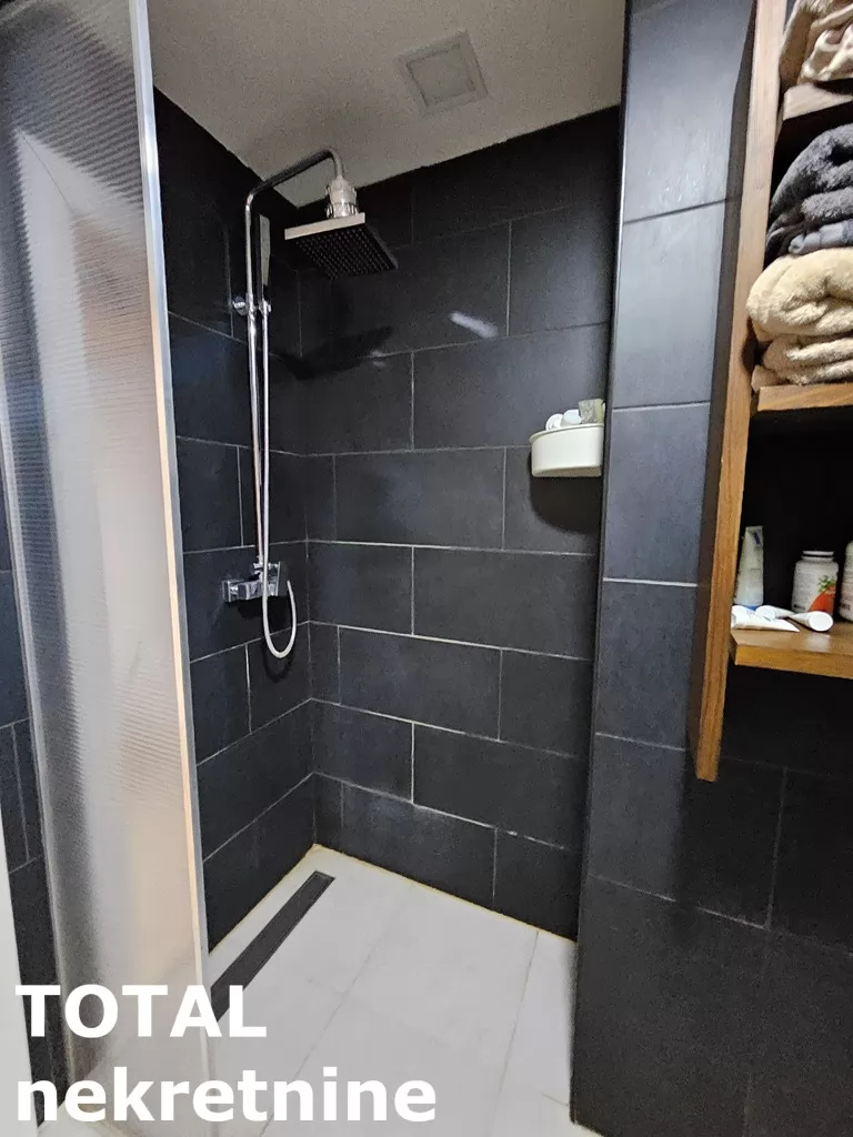 Stan,NOVI SAD,NOVA DETELINARA,kv: 143.00, € 250000, ID: 1095585 24