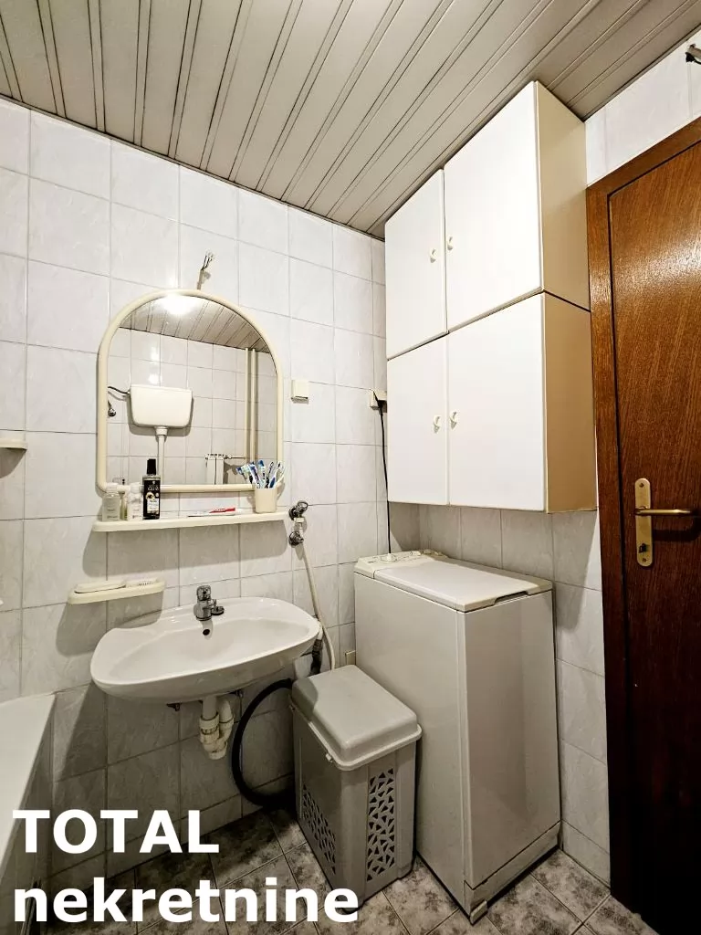 Stan,NOVI SAD,NOVA DETELINARA,kv: 54.00, € 130000, ID: 1100938 13