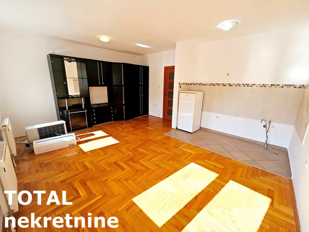 Stan,NOVI SAD,NOVA DETELINARA,kv: 67.00, € 190000, ID: 1101474 13