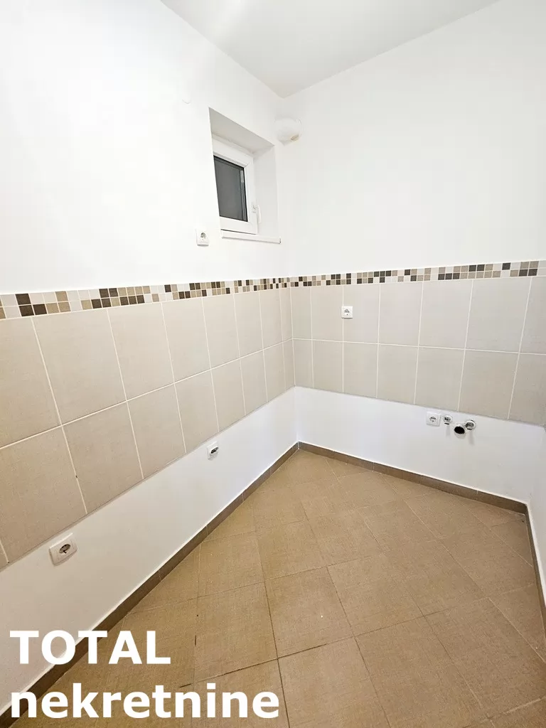 Stan,NOVI SAD,NOVA DETELINARA,kv: 67.00, € 190000, ID: 1101474 8