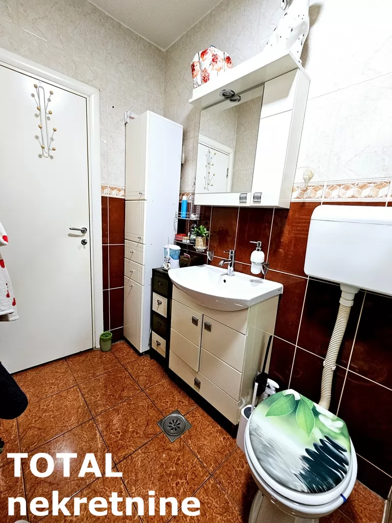 Stan,NOVI SAD,NOVA DETELINARA,kv: 72.00, € 164800, ID: 1099834 17