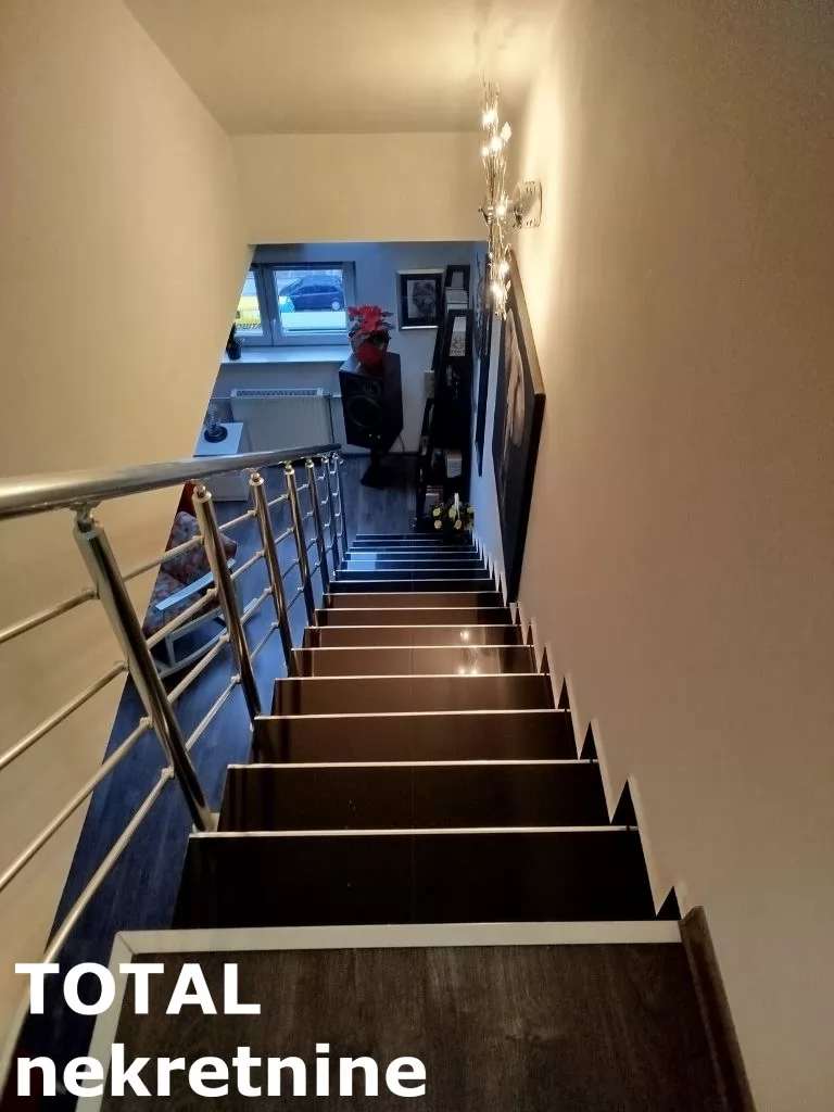 Stan,NOVI SAD,NOVA DETELINARA,kv: 72.00, € 164800, ID: 1099834 21