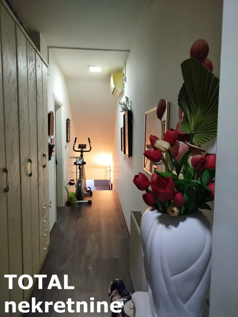 Stan,NOVI SAD,NOVA DETELINARA,kv: 72.00, € 164800, ID: 1099834 24