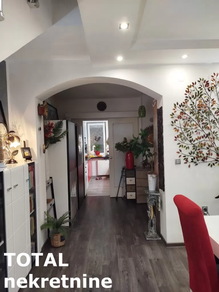 Stan,NOVI SAD,NOVA DETELINARA,kv: 72.00, € 164800, ID: 1099834 5