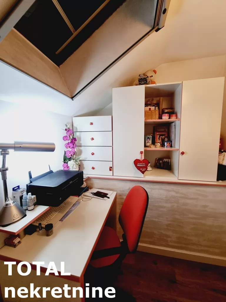 Stan,NOVI SAD,NOVA DETELINARA,kv: 81.00, € 190000, ID: 1099711 22