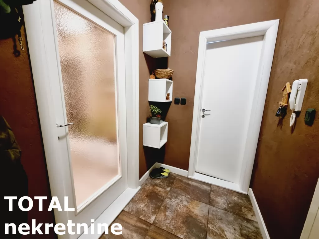 Stan,NOVI SAD,NOVA DETELINARA,kv: 81.00, € 190000, ID: 1099711 7