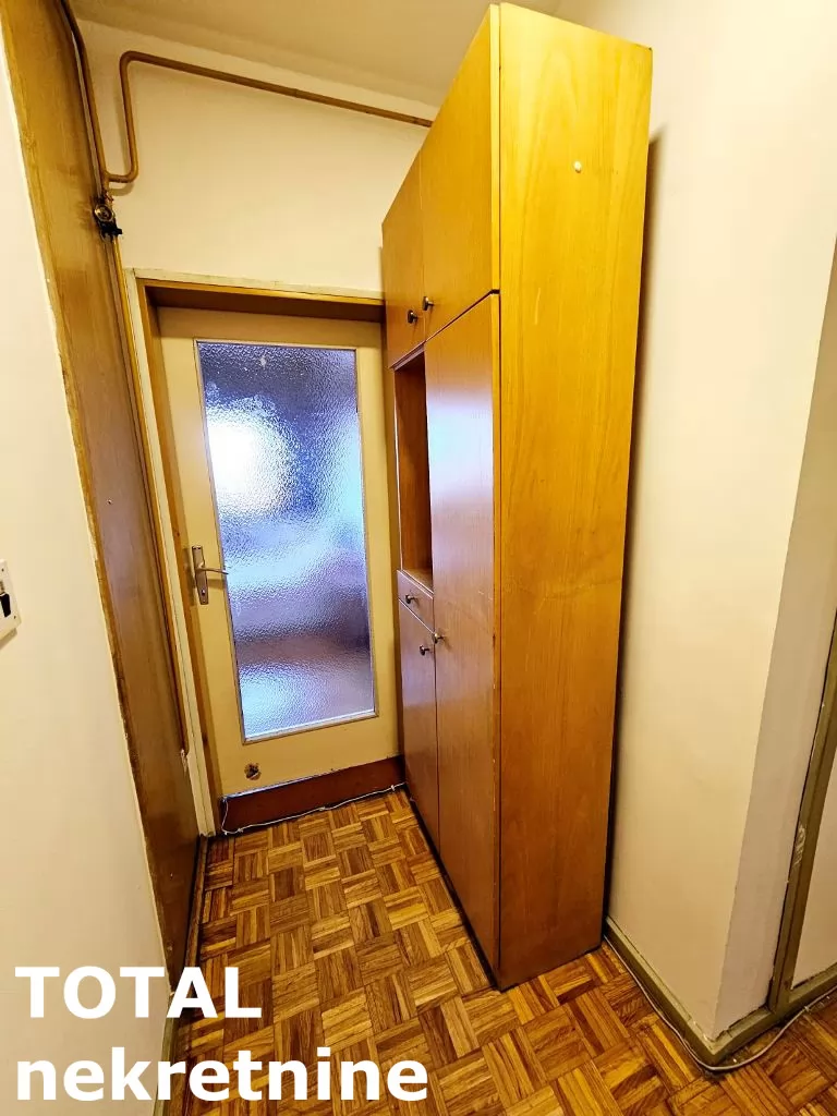 Stan,NOVI SAD,NOVA DETELINARA,kv: 82.00, € 215000, ID: 1100969 14