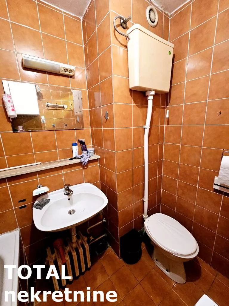 Stan,NOVI SAD,NOVA DETELINARA,kv: 82.00, € 215000, ID: 1100969 17