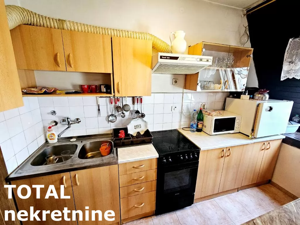 Stan,NOVI SAD,NOVA DETELINARA,kv: 82.00, € 215000, ID: 1100969 5