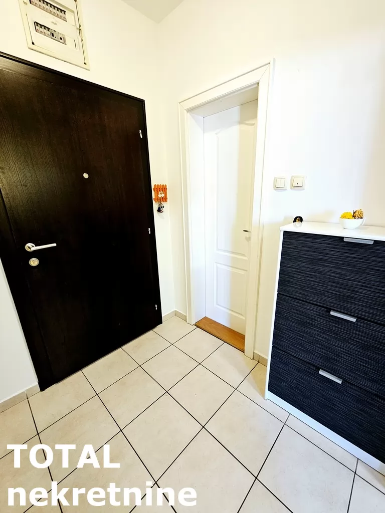 Stan,NOVI SAD,NOVA DETELINARA,kv: 90.00, € 190000, ID: 1101051 14