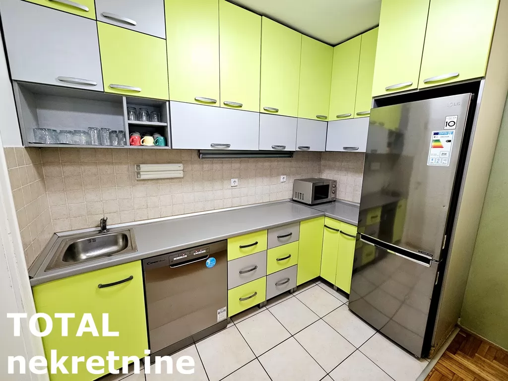 Stan,NOVI SAD,NOVA DETELINARA,kv: 90.00, € 190000, ID: 1101051 5