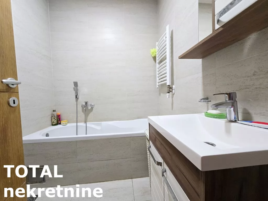 Stan,NOVI SAD,NOVA DETELINARA,kv: 90.00, € 274500, ID: 1101112 14