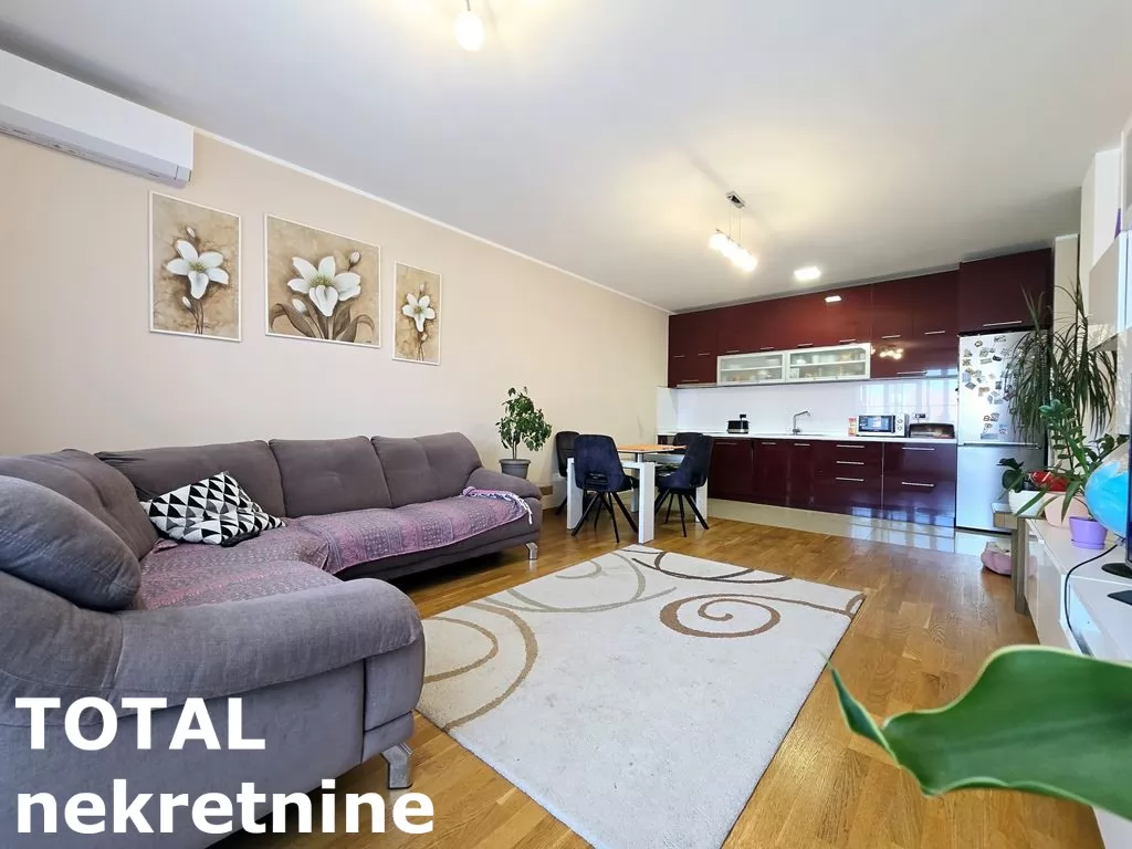 Stan,NOVI SAD,NOVA DETELINARA,kv: 90.00, € 274500, ID: 1101112 3