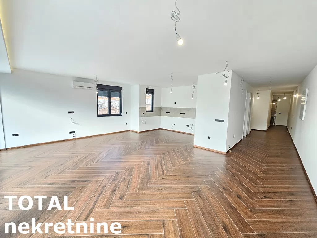 Stan,NOVI SAD,NOVO NASELJE -  BISTRICA,kv: 165.00, € 442530, ID: 1099935 6