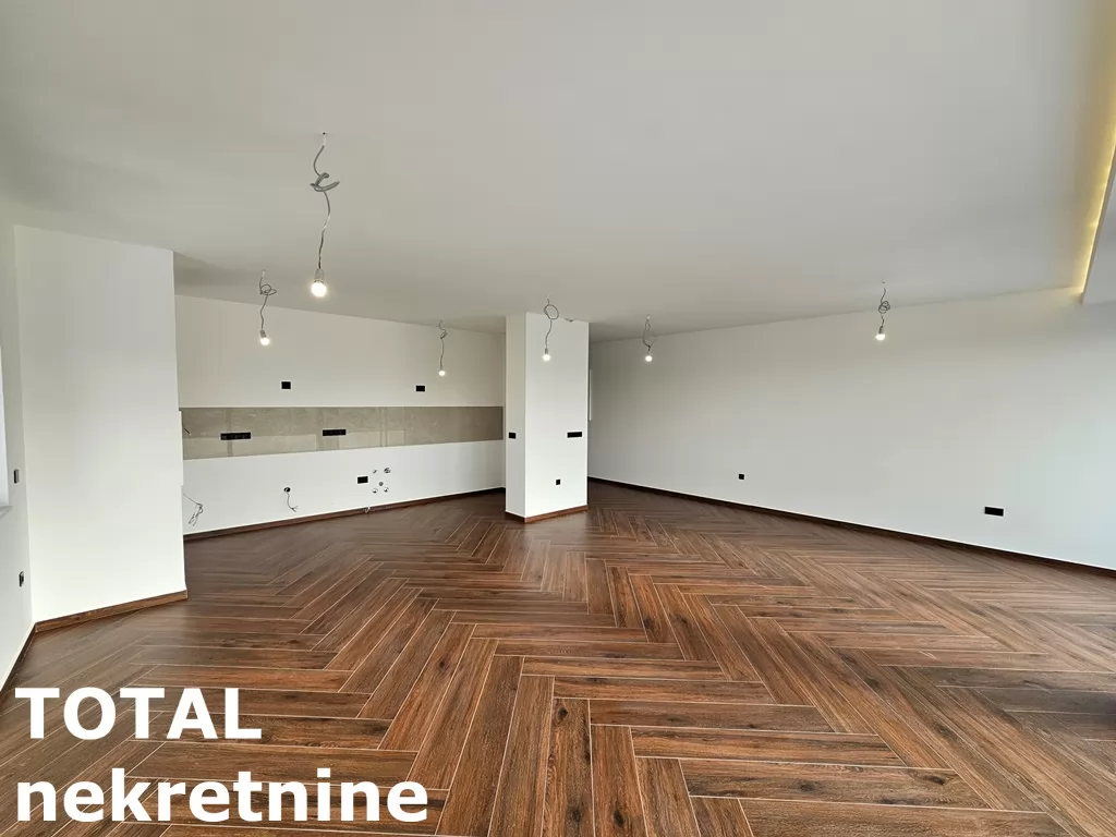 Stan,NOVI SAD,NOVO NASELJE -  BISTRICA,kv: 165.00, € 442530, ID: 1099935 7