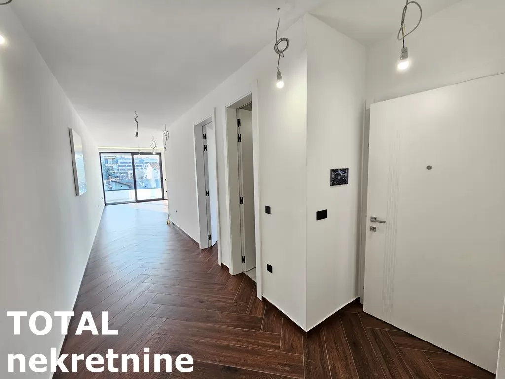 Stan,NOVI SAD,NOVO NASELJE -  BISTRICA,kv: 165.00, € 442530, ID: 1099935 8