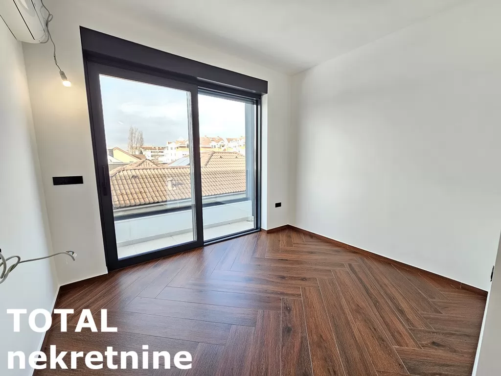 Stan,NOVI SAD,NOVO NASELJE -  BISTRICA,kv: 165.00, € 442530, ID: 1099935 9