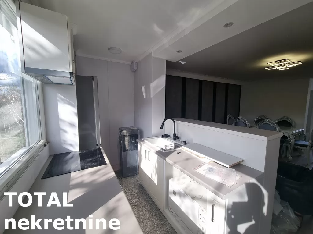 Stan,NOVI SAD,NOVO NASELJE,kv: 74.00, € 175100, ID: 1097949 10