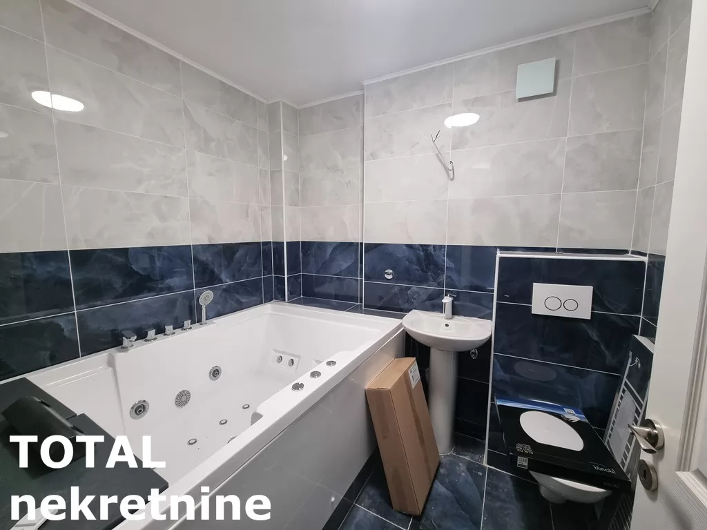 Stan,NOVI SAD,NOVO NASELJE,kv: 74.00, € 175100, ID: 1097949 11