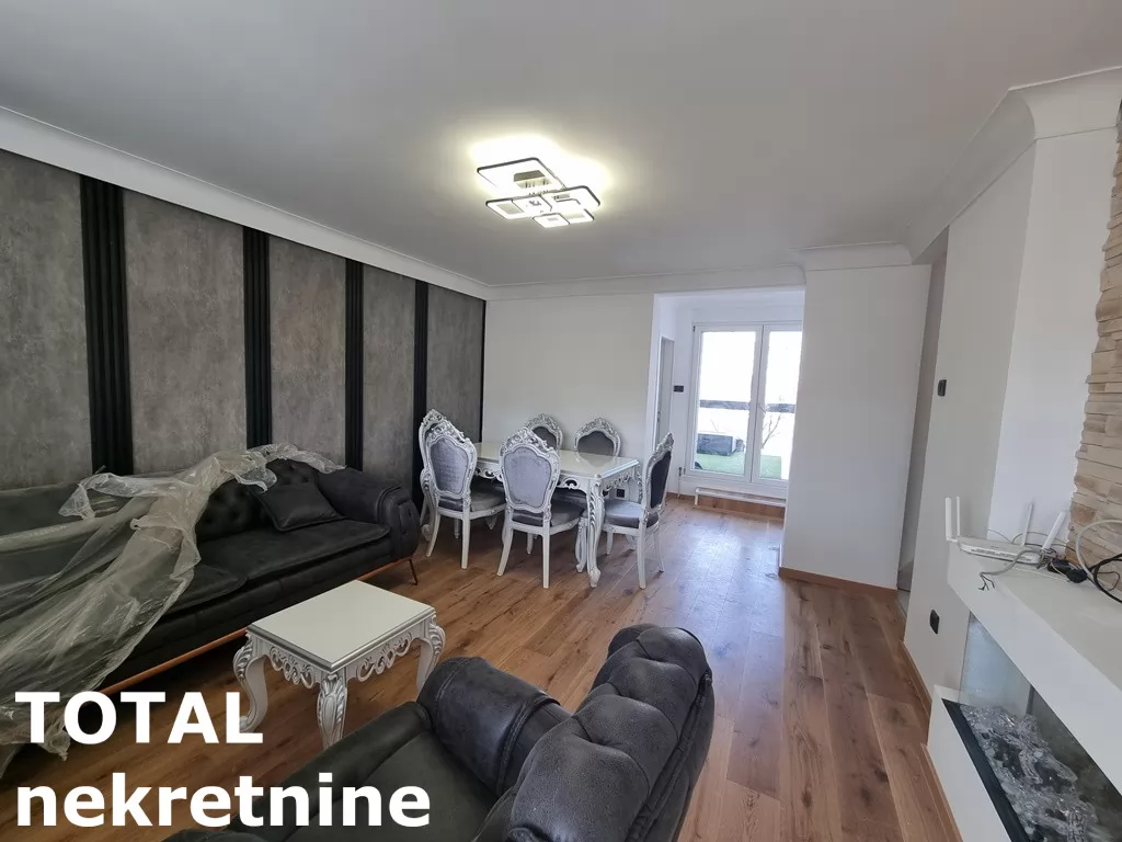 Stan,NOVI SAD,NOVO NASELJE,kv: 74.00, € 175100, ID: 1097949 2