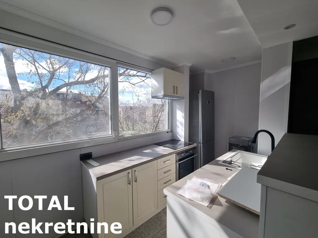 Stan,NOVI SAD,NOVO NASELJE,kv: 74.00, € 175100, ID: 1097949 9