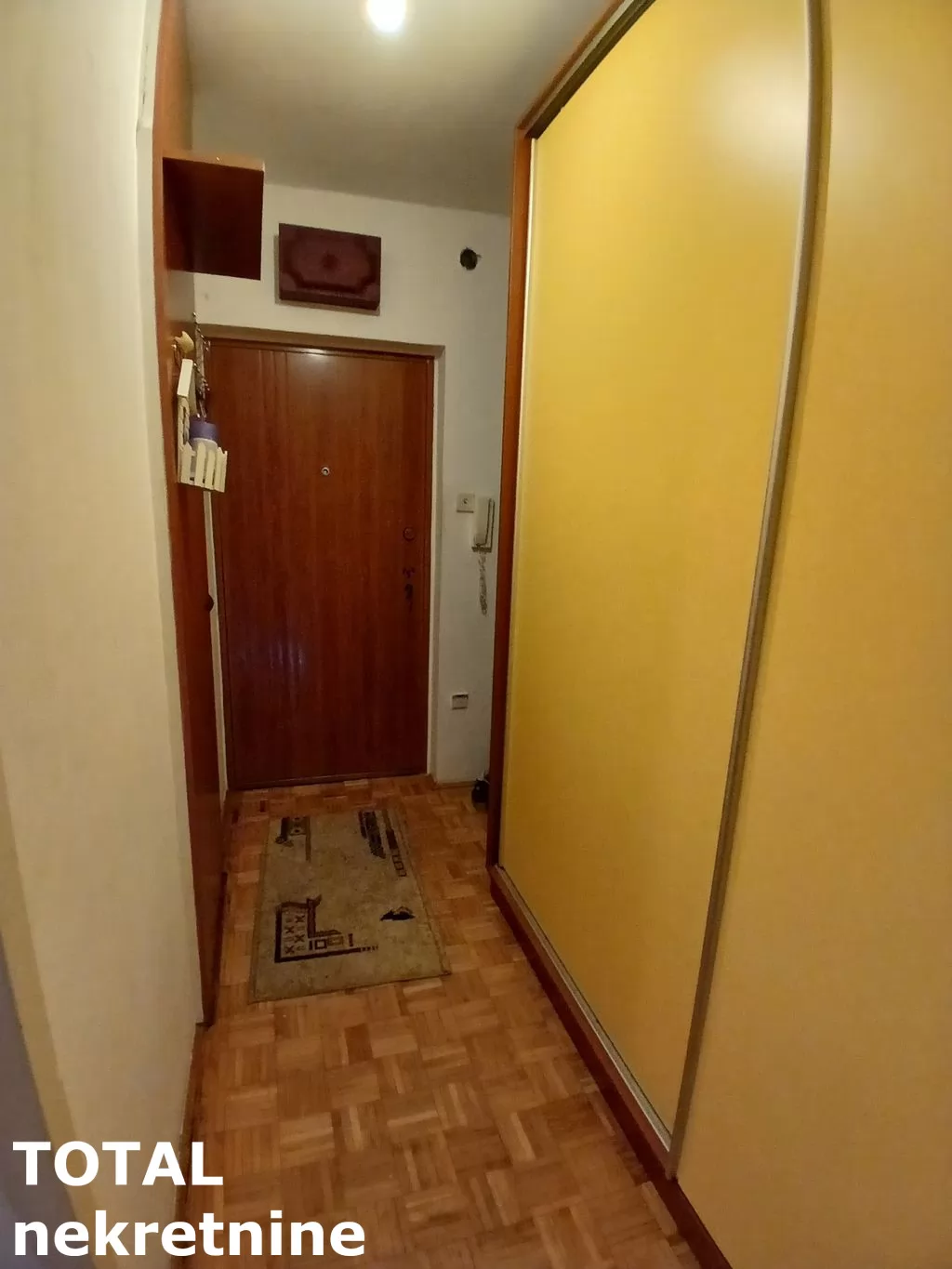 Stan,NOVI SAD,NOVO NASELJE - ŠARENGRAD,kv: 55.00, € 127000, ID: 1100127 8