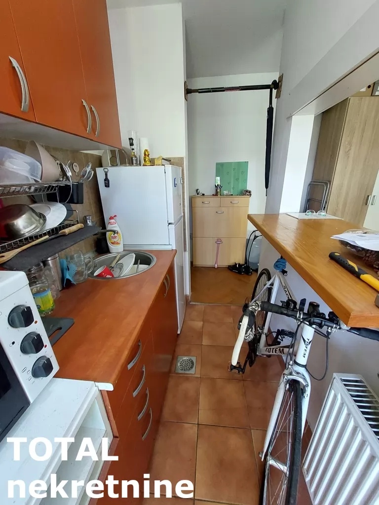 Stan,NOVI SAD,PODBARA,kv: 24.00, € 71000, ID: 1100925 8