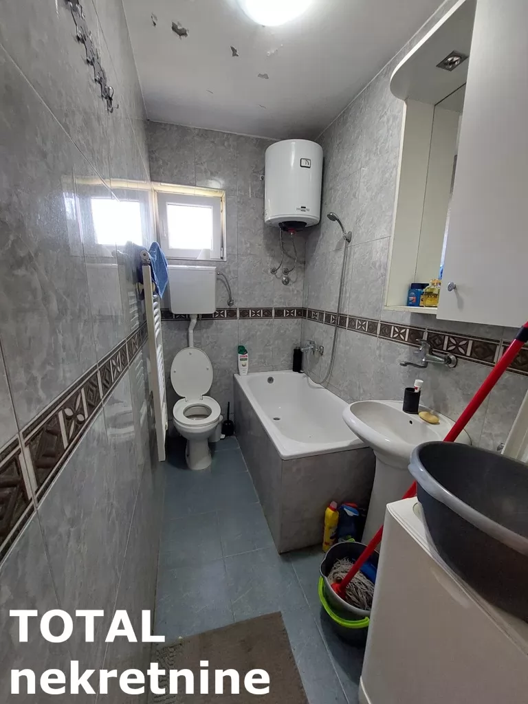 Stan,NOVI SAD,PODBARA,kv: 24.00, € 71000, ID: 1100925 9