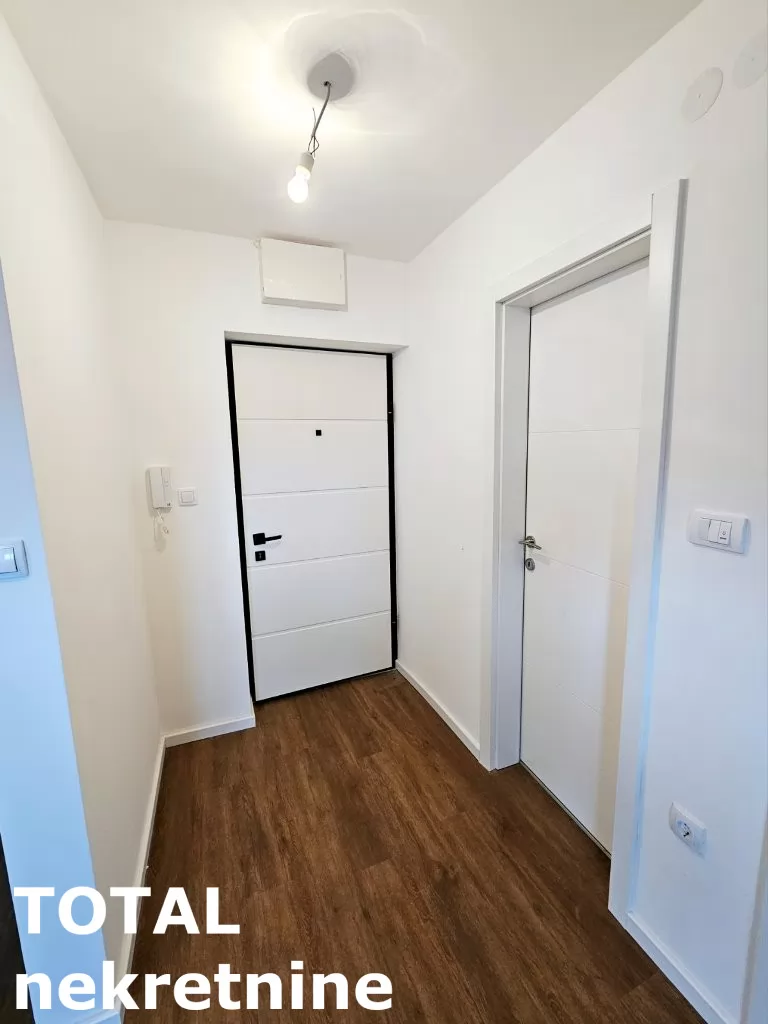 Stan,NOVI SAD,PODBARA,kv: 28.00, € 90000, ID: 1101505 10