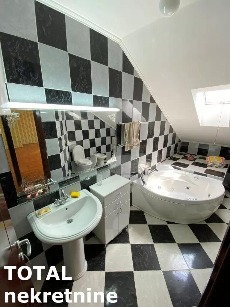 Stan,NOVI SAD,SAJAM,kv: 100.00, € 240000, ID: 1101378 11