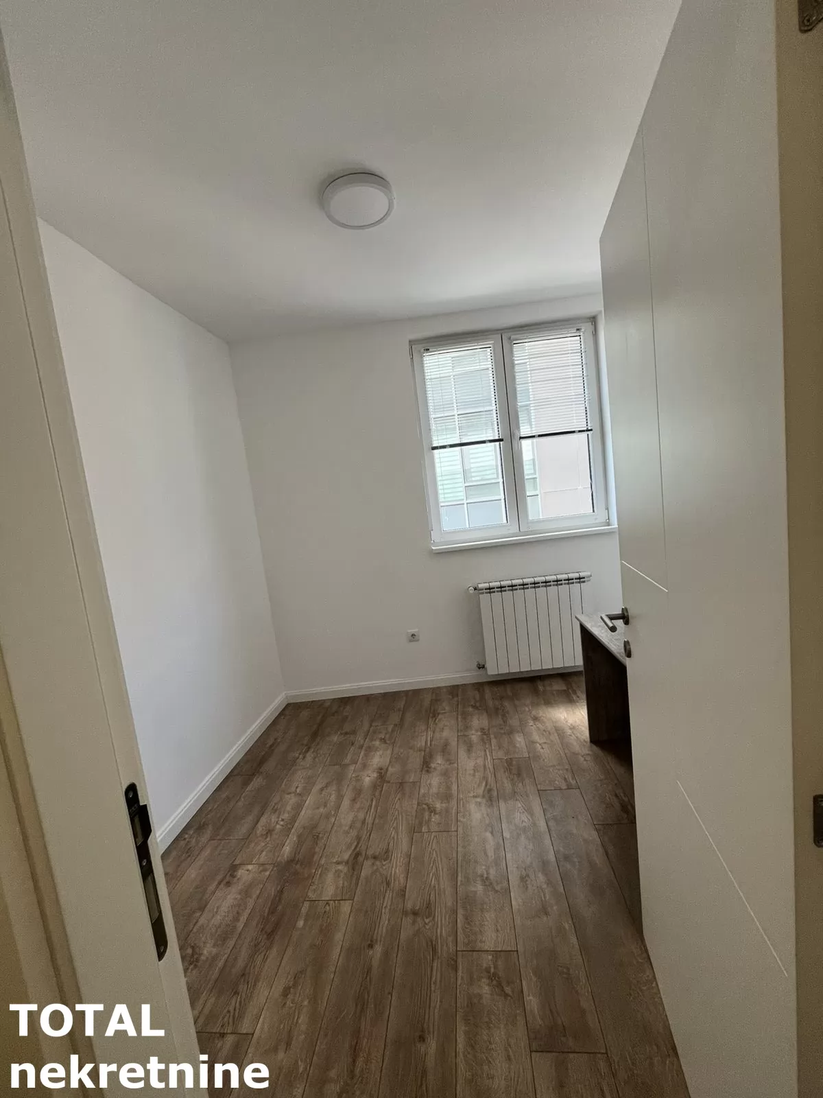 Stan,NOVI SAD,SAJAM,kv: 57.00, € 188100, ID: 1100899 11