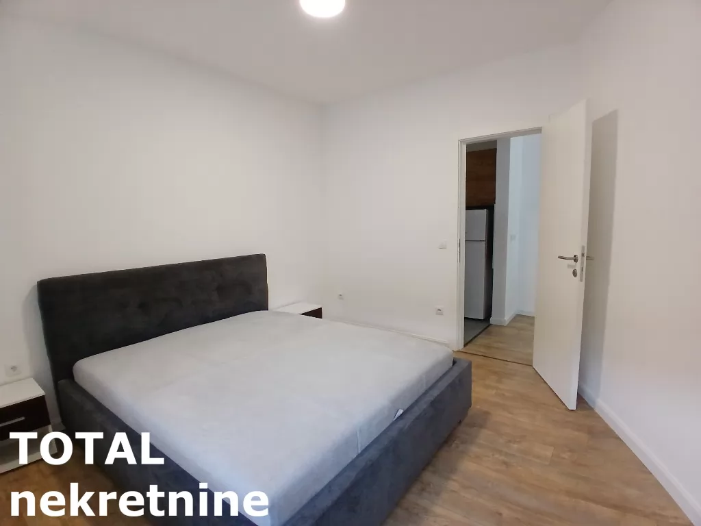 Stan,NOVI SAD,SAJAM,kv: 57.00, € 188100, ID: 1100899 9