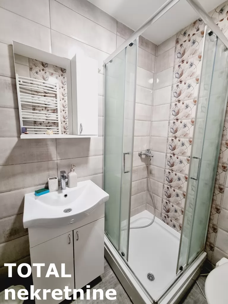 Stan,NOVI SAD,SAJAM,kv: 70.00, € 107120, ID: 1099982 18