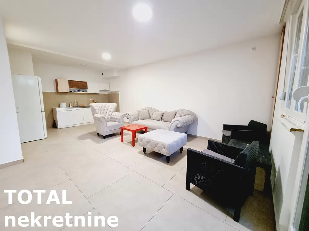 Stan,NOVI SAD,SAJAM,kv: 70.00, € 107120, ID: 1099982 4