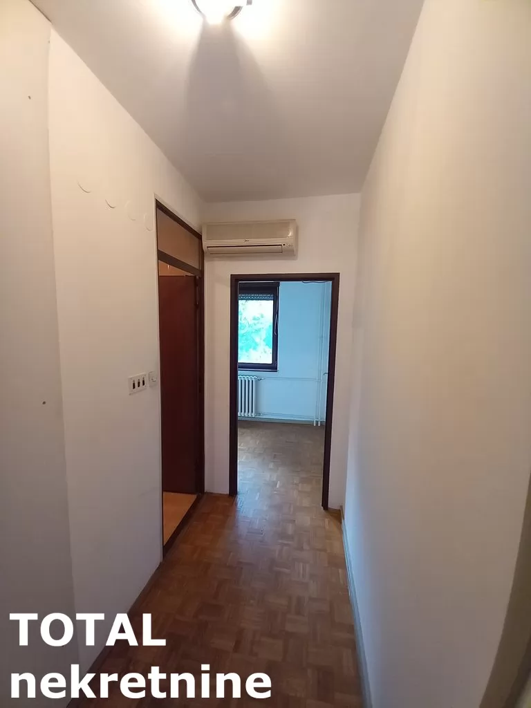 Stan,NOVI SAD,SAJAM,kv: 70.00, € 140000, ID: 1097302 16