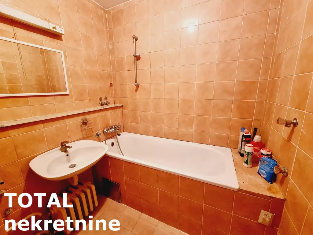 Stan,NOVI SAD,SAJAM,kv: 70.00, € 140000, ID: 1097302 21