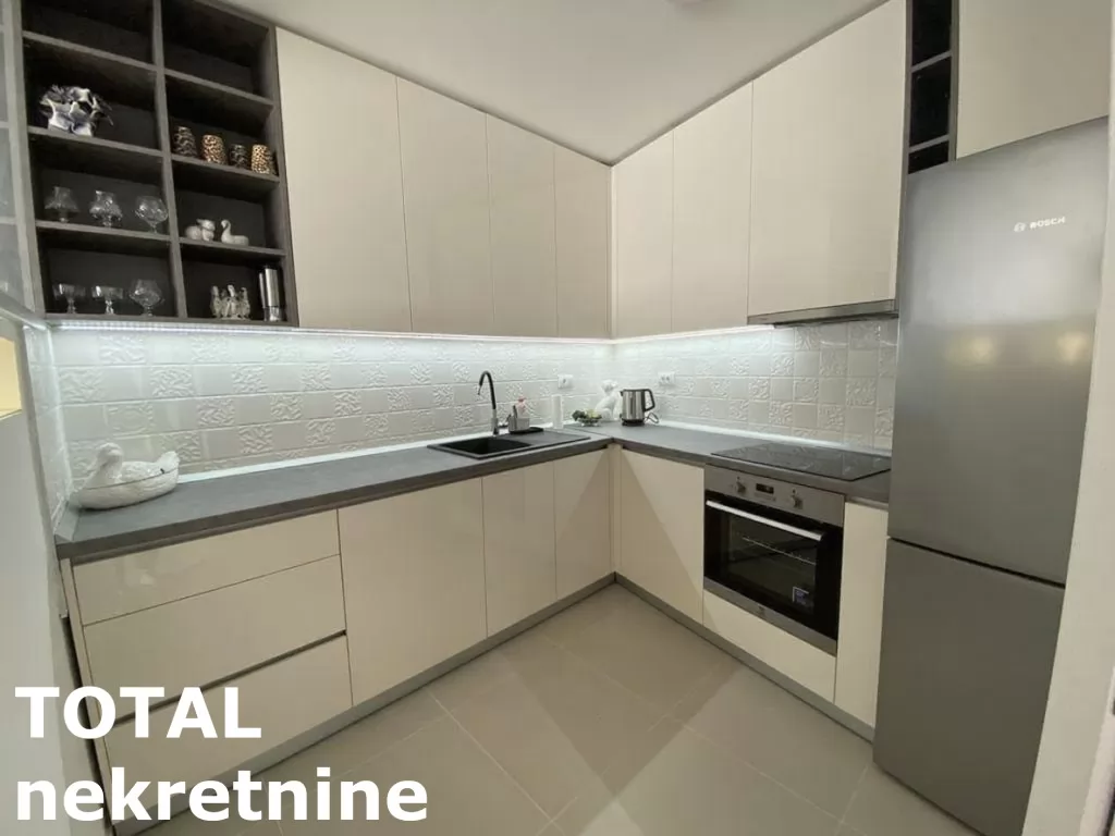 Stan,NOVI SAD,SALAJKA,kv: 101.00, € 330000, ID: 1101539 11