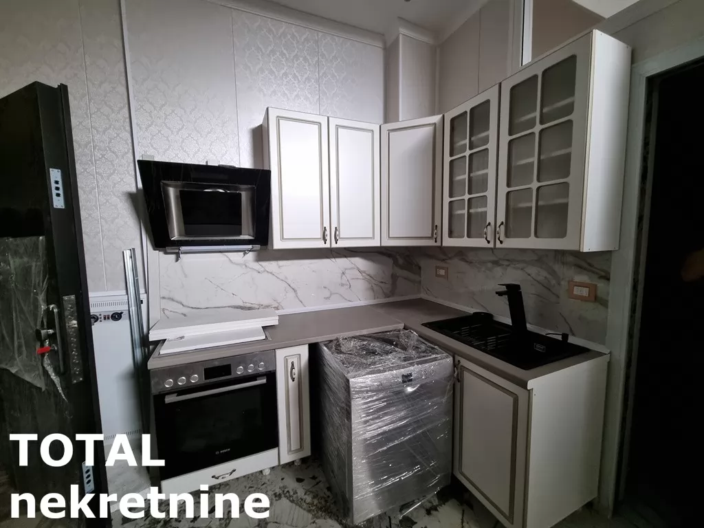 Stan,NOVI SAD,SALAJKA,kv: 103.00, € 288400, ID: 1098085 6