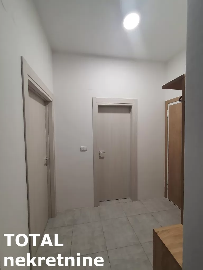 Stan,NOVI SAD,SALAJKA,kv: 41.00, € 127100, ID: 1100555 9