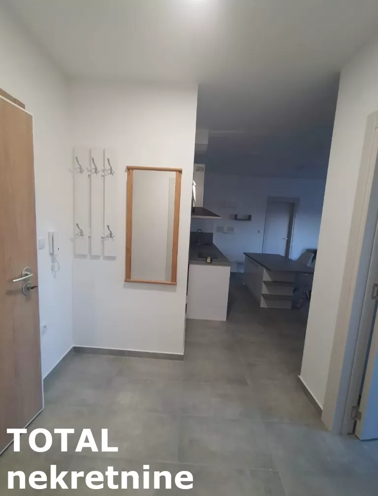 Stan,NOVI SAD,SALAJKA,kv: 43.00, € 140000, ID: 1100424 8