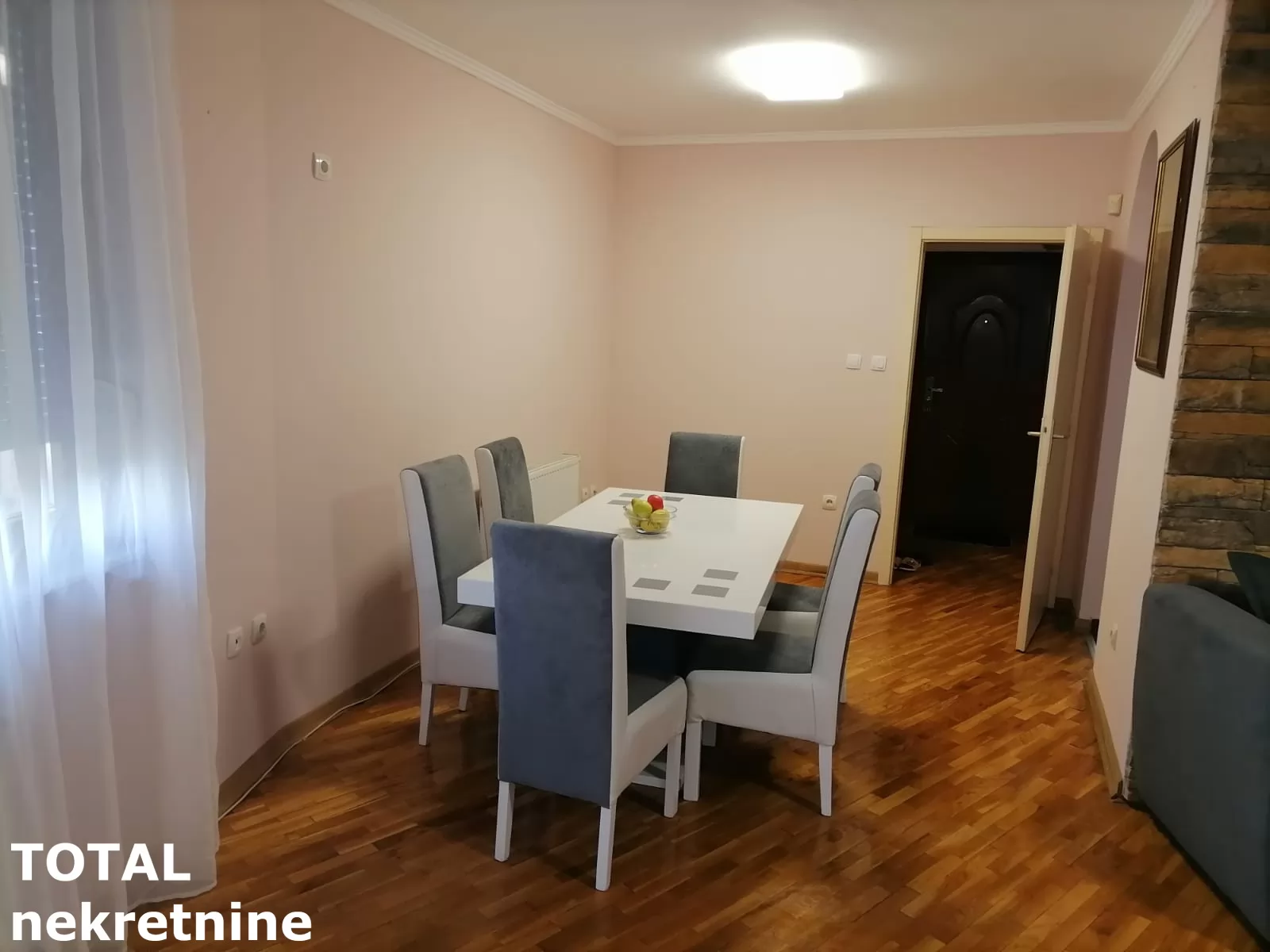 Stan,NOVI SAD,SALAJKA,kv: 71.00, € 162000, ID: 1101506 4
