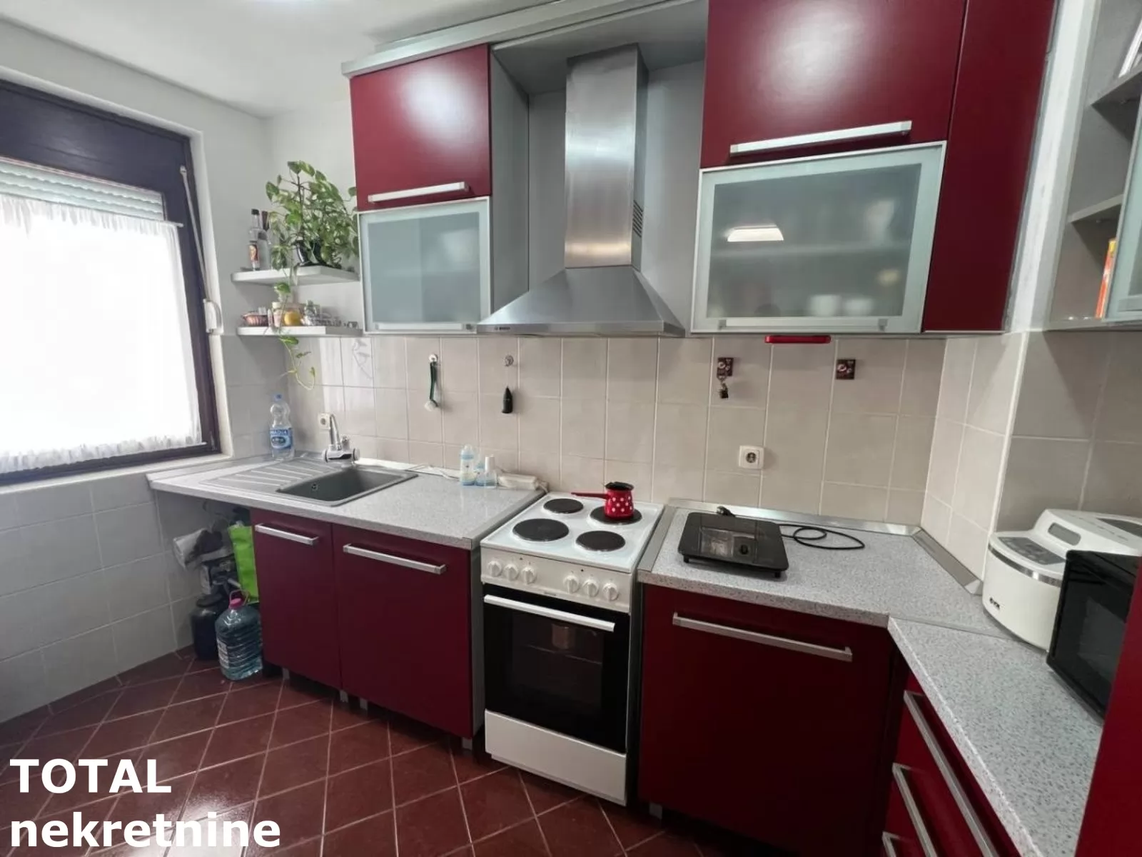 Stan,NOVI SAD,SALAJKA,kv: 71.00, € 162000, ID: 1101506 9