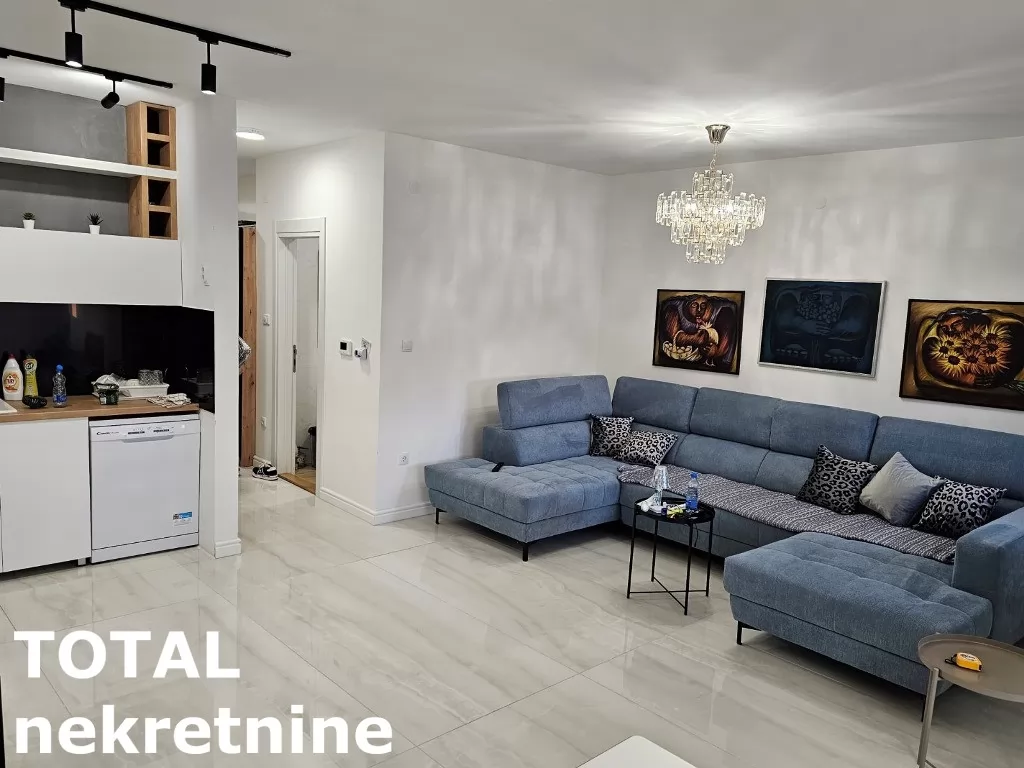 Stan,NOVI SAD,SALAJKA,kv: 80.00, € 236900, ID: 1097277 7