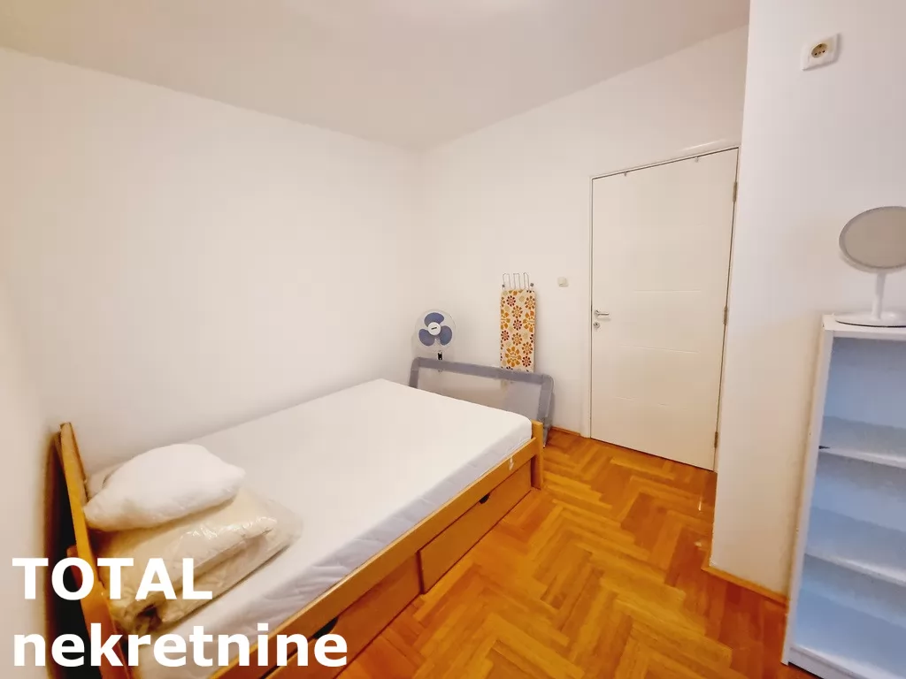 Stan,NOVI SAD,SOCIJALNO,kv: 80.00, € 236900, ID: 1100248 19