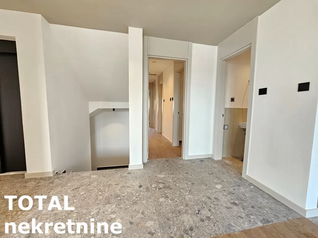 Stan,NOVI SAD,TELEP,kv: 194.00, € 648900, ID: 1100977 5