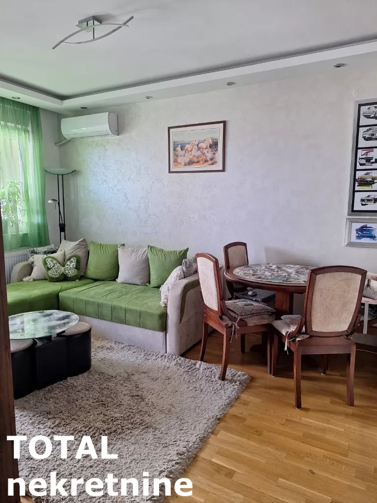 Stan,NOVI SAD,BULEVAR PATRIJARHA PAVLA,kv: 53.00, € 130000, ID: 1100987 1