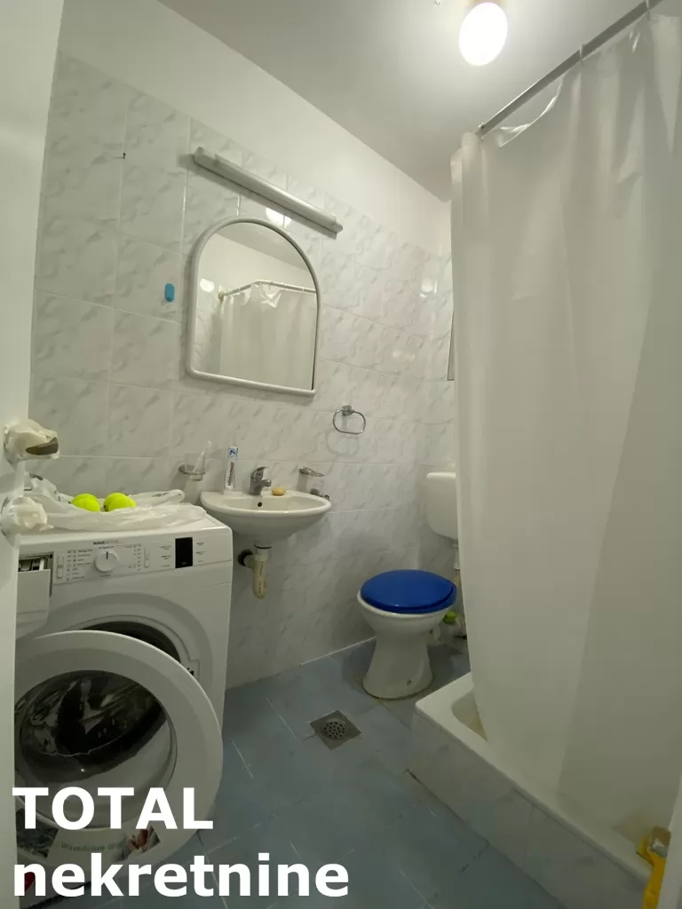 Stan,NOVI SAD,ZELEZNICKA STANICA,kv: 22.00, € 65920, ID: 1101327 6