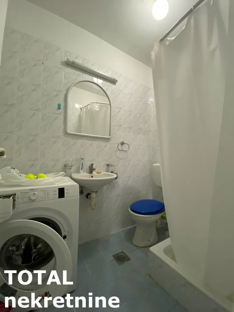 Stan,NOVI SAD,ZELEZNICKA STANICA,kv: 22.00, € 65920, ID: 1101327 7