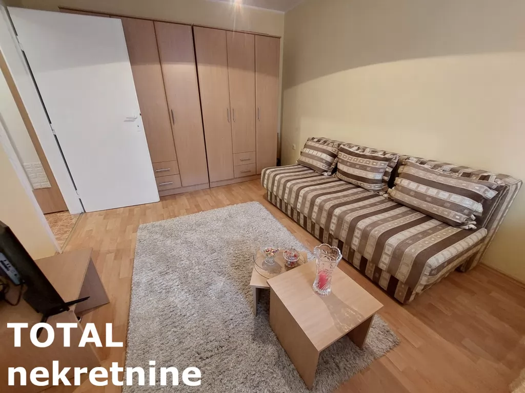 Stan,NOVI SAD,ZELEZNICKA STANICA,kv: 56.00, € 130000, ID: 1101008 10