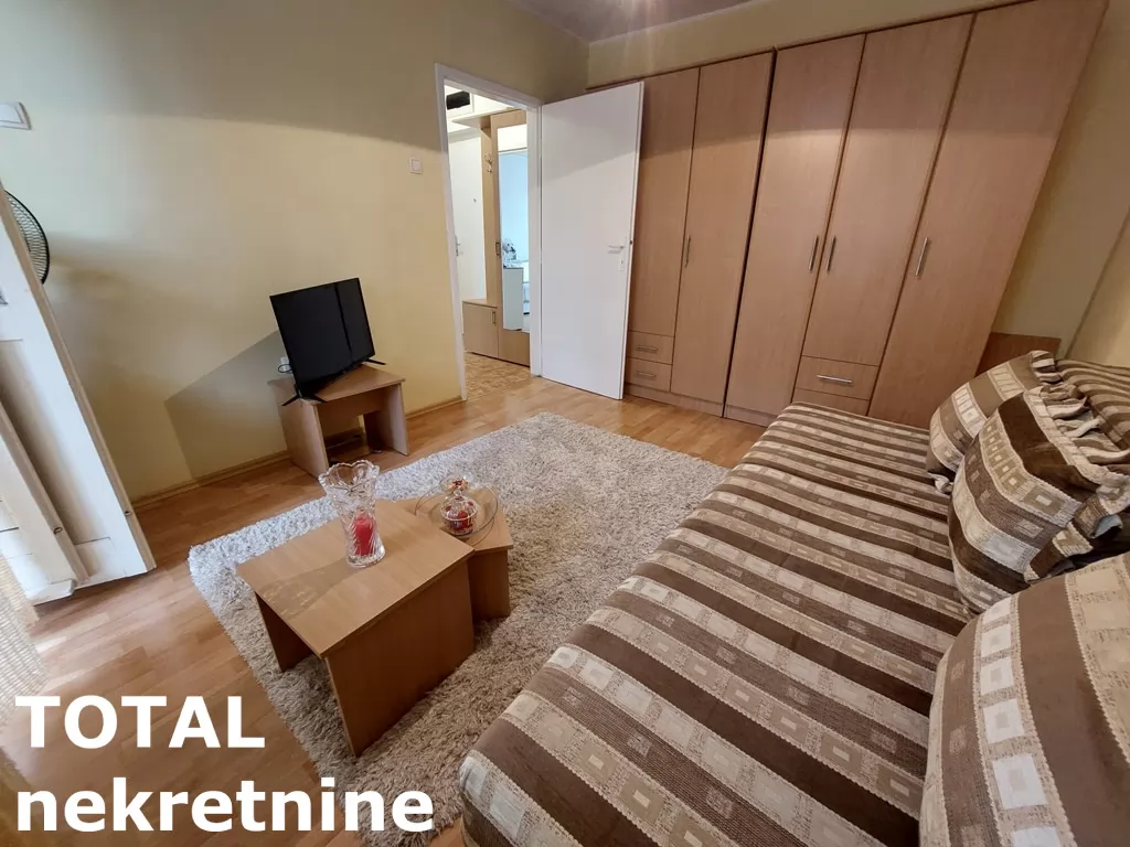 Stan,NOVI SAD,ZELEZNICKA STANICA,kv: 56.00, € 130000, ID: 1101008 11